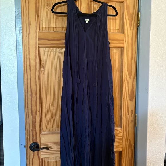 Max Studio Dresses & Skirts - Max Studio Deep Blue Maxi Dress